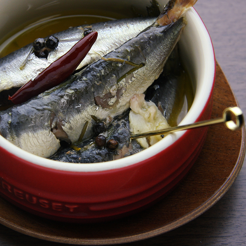 国産 いわしのオイルサーディン 株式会社 愛媛海産 Official Site 瀬戸内の新鮮な料理を食卓へ 愛媛の豊かな食を届けます